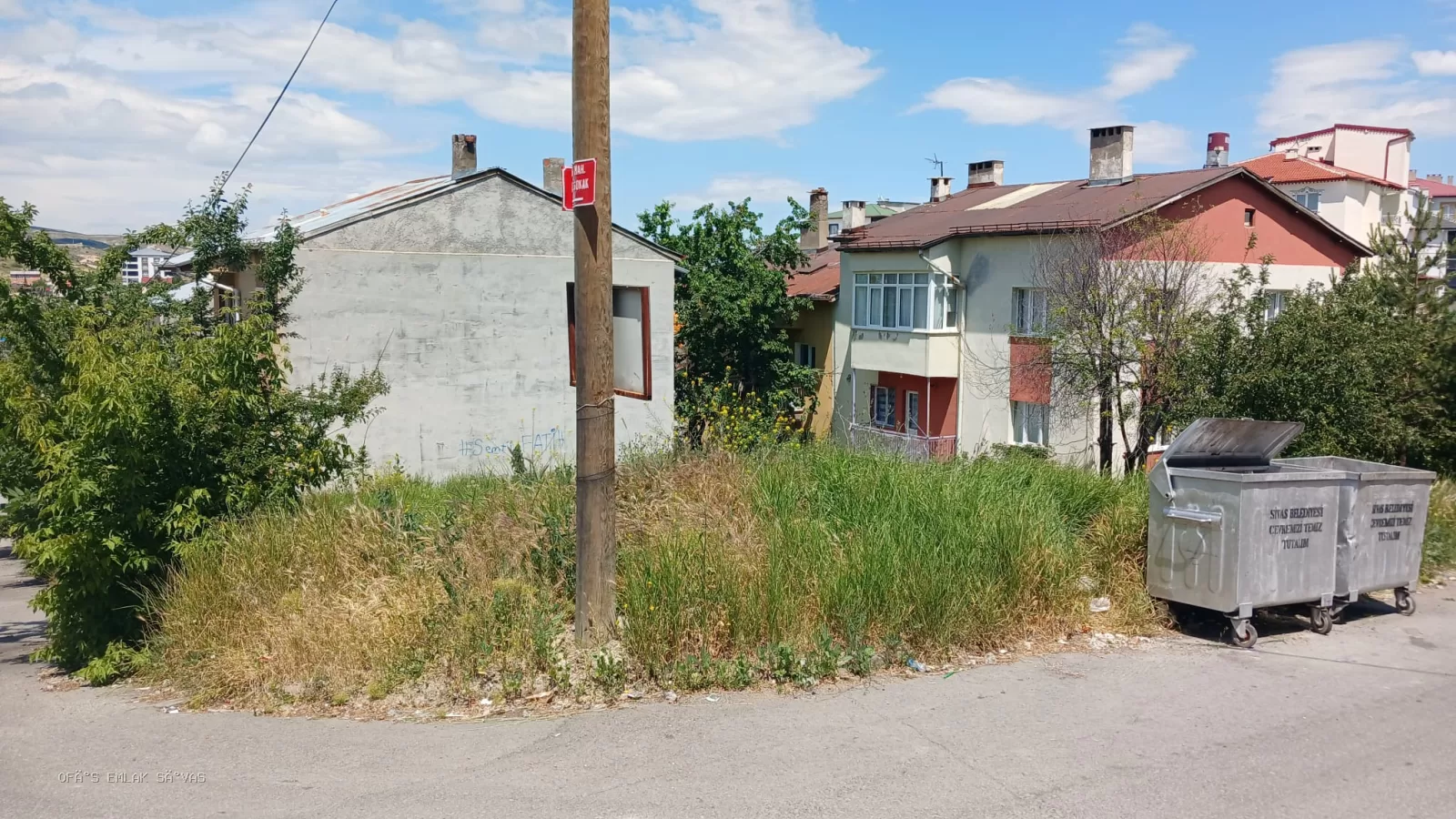 SATLIK KÖŞE BAŞI ARSA — foto 2